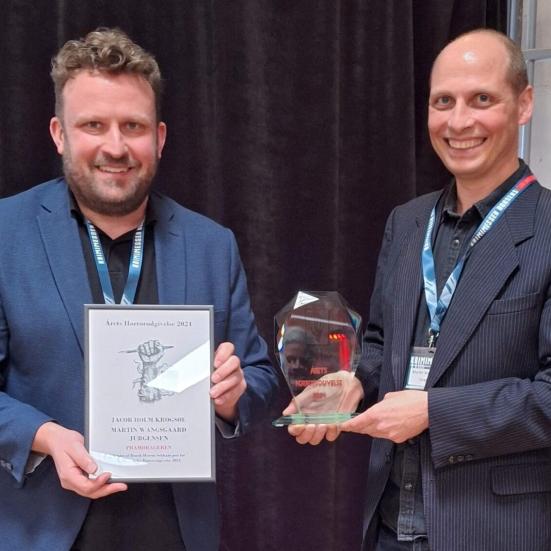 Jacob Krogsøe og Martin Wangsgaard Jürgensen vandt Årets Danske Horrorudgivelse i 2024 for "Pramdrageren". 