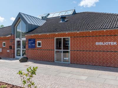 Hovedgård bibliotek