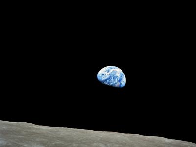 Earthrise - taget d. 24. december 1968, af Apollo 8 astronaut William Anders